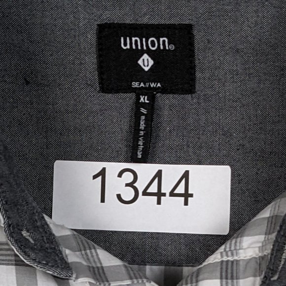 UNION* Men's Short Sleeve Button Down Curved Hem Chest Pocket‎ Shirt~ Size XL - Picture 5 of 11